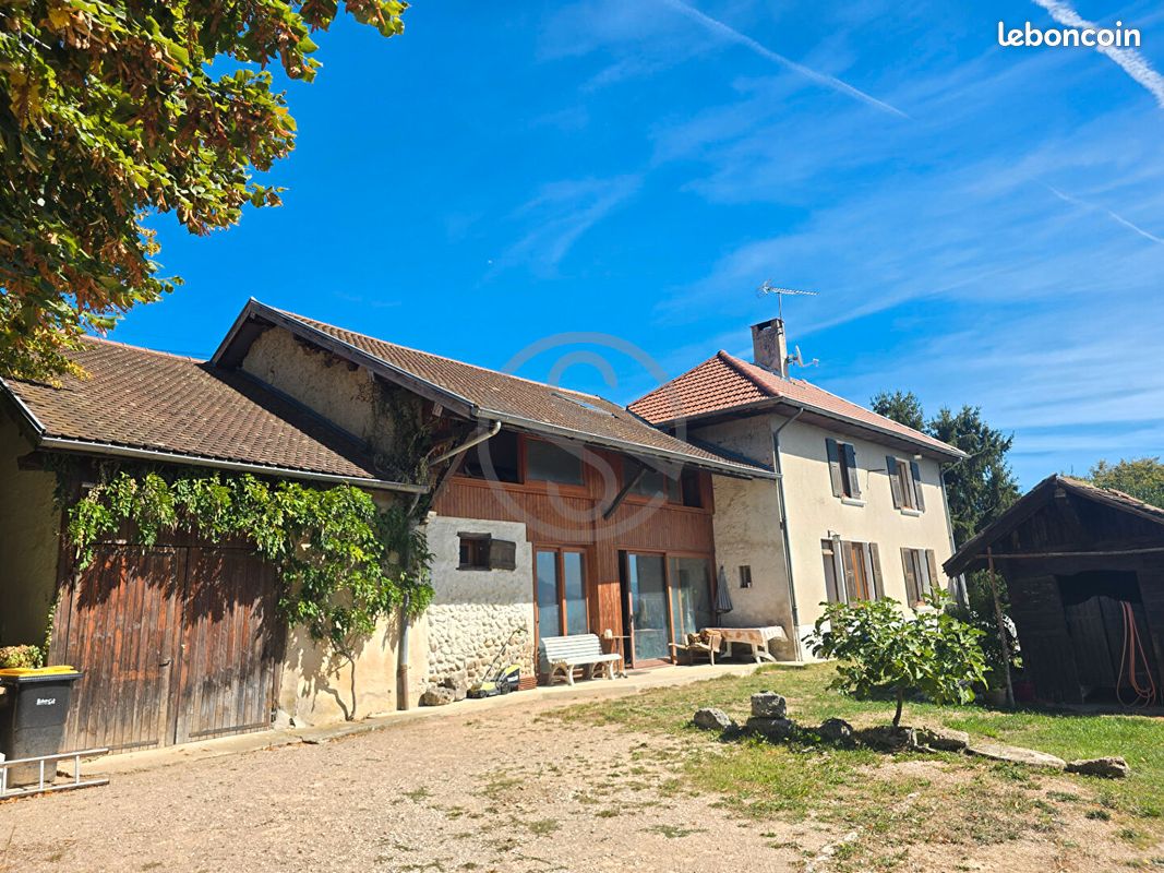 Maison 7 pièces 167 m² · à Le Grand-Lemps · 167 m² · 395 000 €