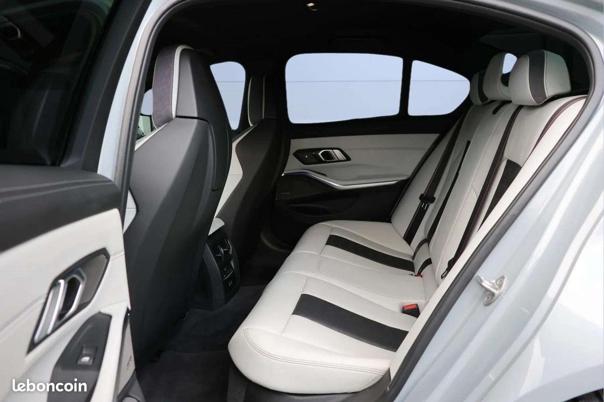 BMW M3 Competition 510 ch * Carbone Extérieur * Laserlight * Harman Kardon * HUD * Brooklyn Grey (image 12)