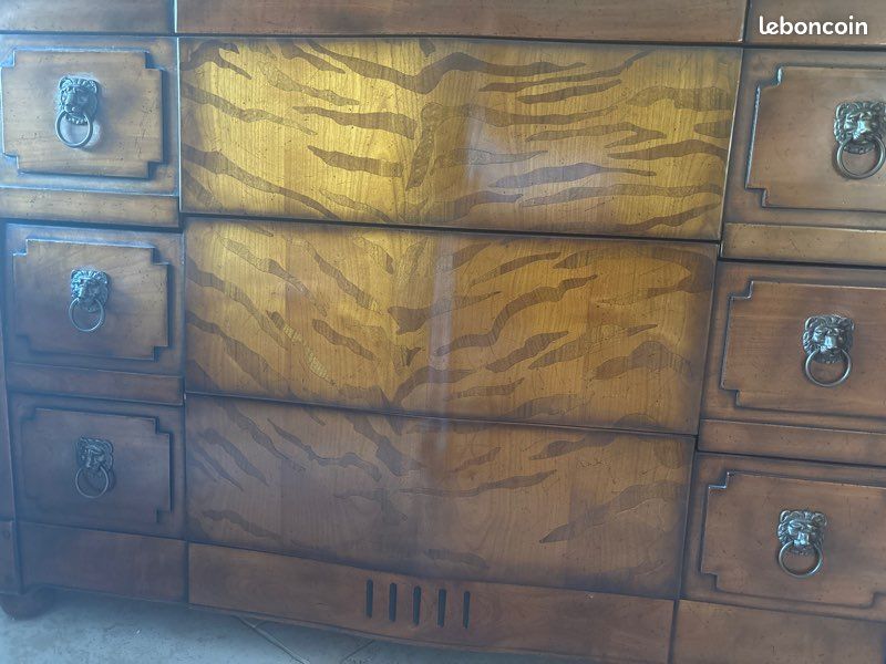 Belle commode façade en marqueterie zébrée (image 5)