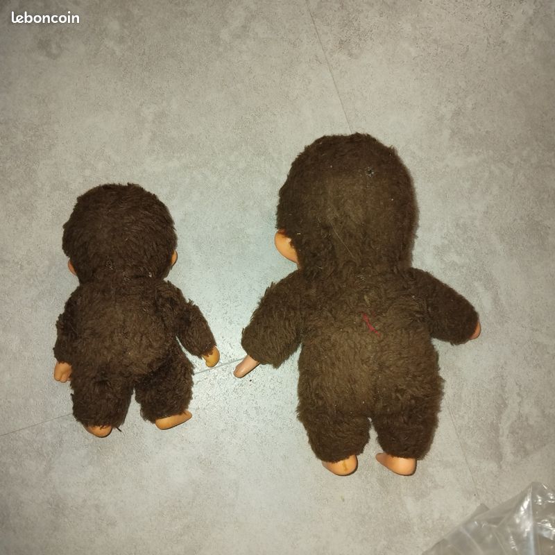 Doraemon KIKI Peluche Cartoon Monchhichi Stitch Doll Poupée en peluche