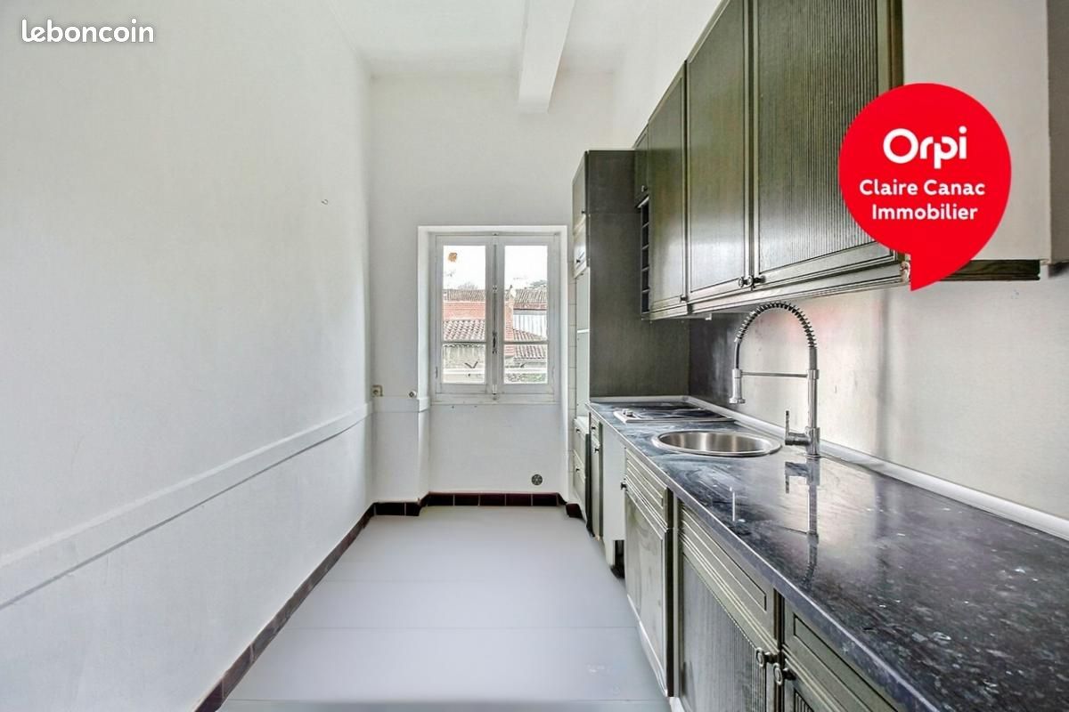 Appartement 3 pièces 80 m² · à Castres · 80 m² · 555 €/mois