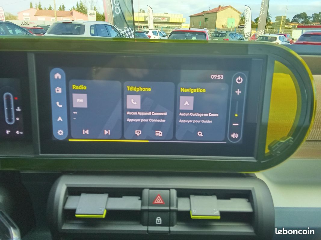 FIAT Grande Panda T-Gen 3 1.2 Hybrid Turbo 110 ch eDCT6 La Prima (image 10)