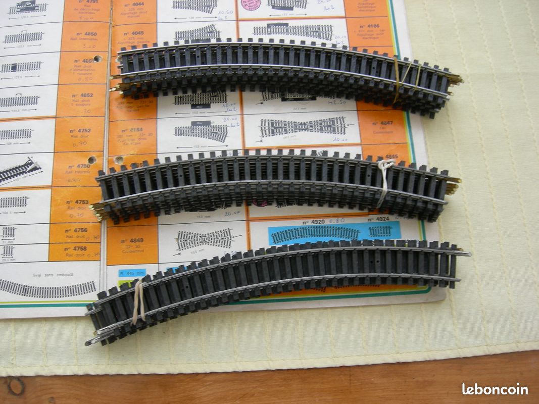 JOUEF HO 2 RAILS COURBES 8 TRAVERSES TRAIN ELECTRIQUE ACIER R JOUEF HO 2 RAILS COURBES 8 TRAVERSES TRAIN ELECTRIQUE ACIER R