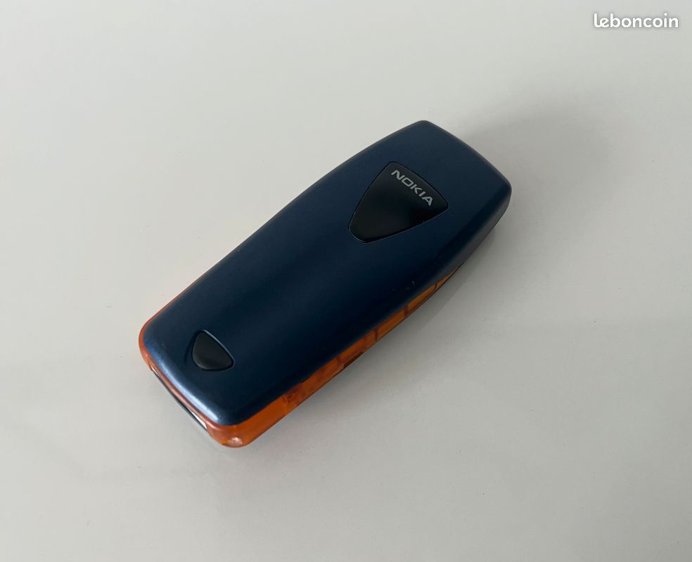 Téléphone Portable Vintage NOKIA 3510i (image 3)