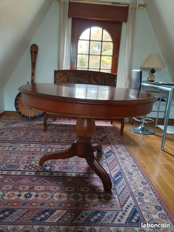 Table à manger style Louis Philippe en merisier (image 1)