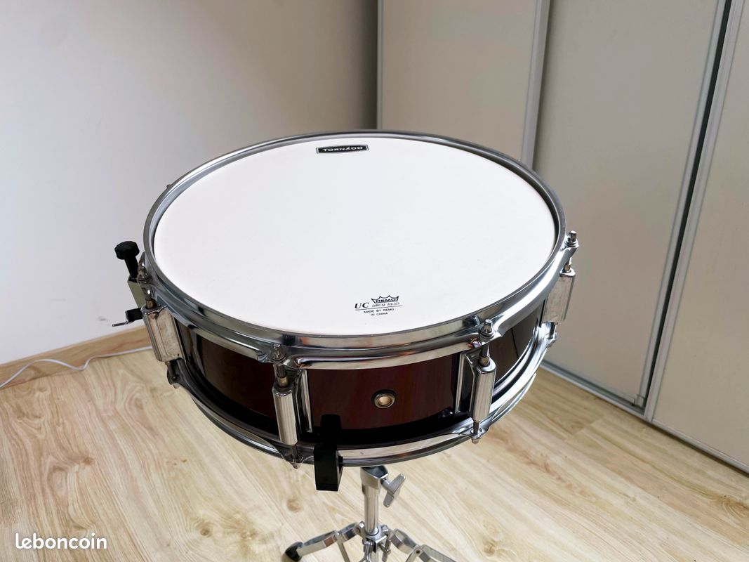 Batterie Mapex Tornado + kit complet (2 baguettes, clé d'accordage, pupitre) (image 4)