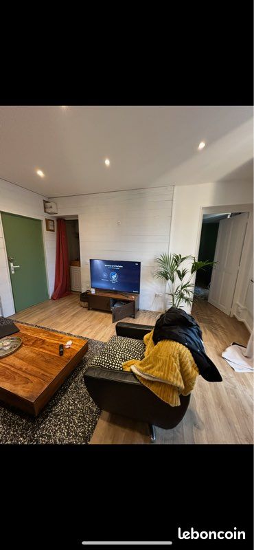 Appartement 2 pièces 42 m² · à Aix-les-Bains · 42 m² · 900 €