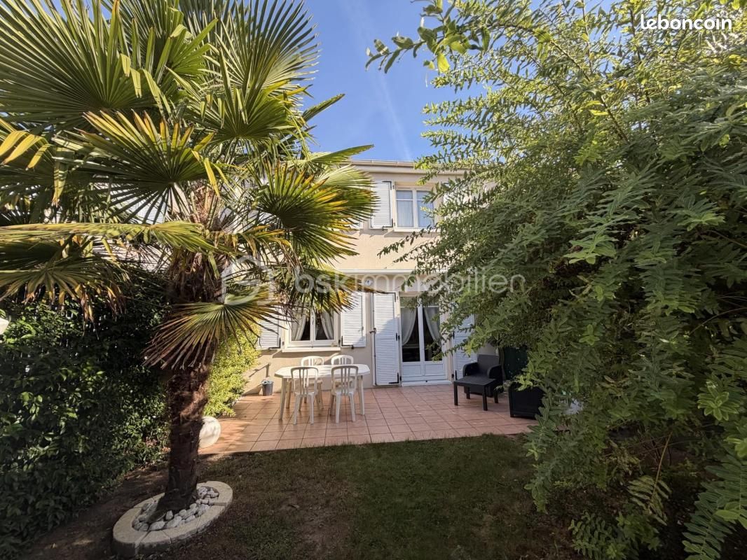 Maison 4 pièces 87 m² · à Chilly-Mazarin · 87 m² · 329 000 €