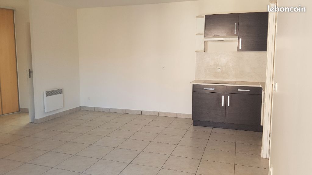 Appartement a louer melun - 2 pièce(s) - 40 m2 - Surfyn