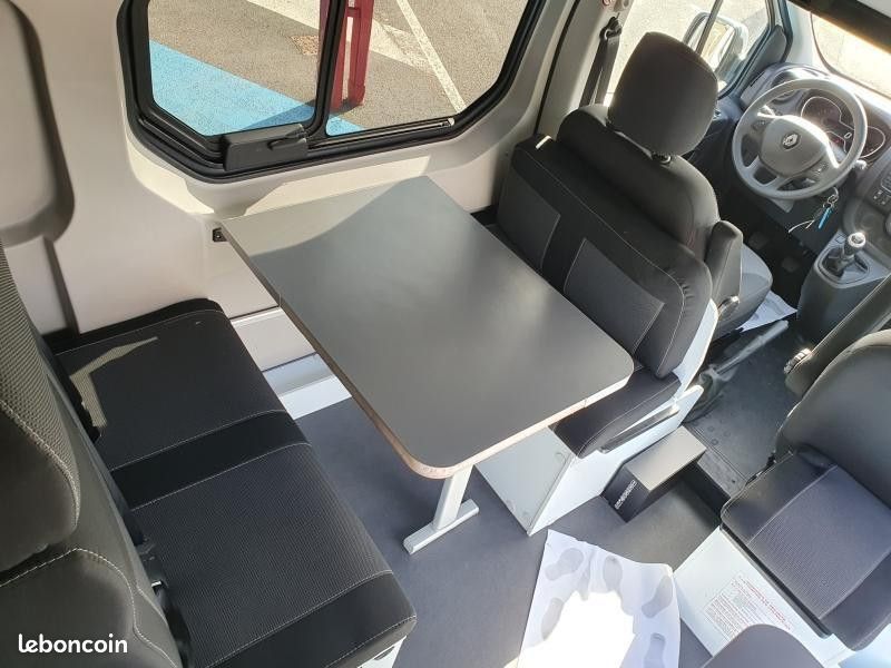 Renault Trafic FOURGON L2H1 3T 2.0 Blue dCi 150ch Randger 535 Van (image 13)