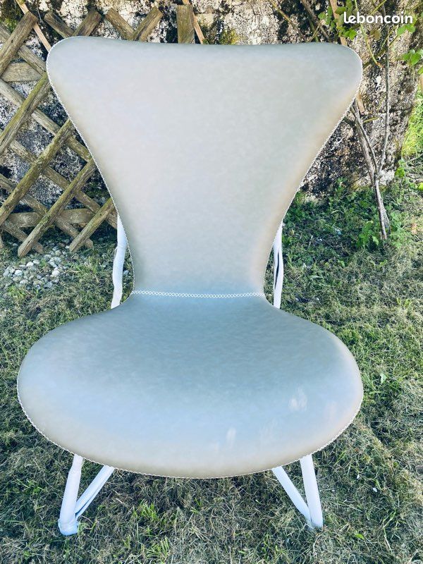 Paire de fauteuils neufs en simili vert amande pieds métal (image 5)