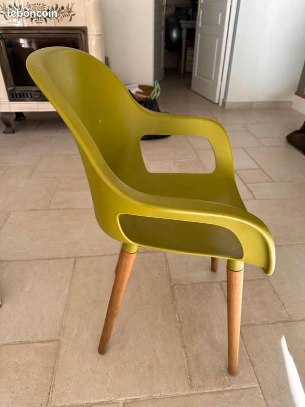 Chaise intérieur (image 4)