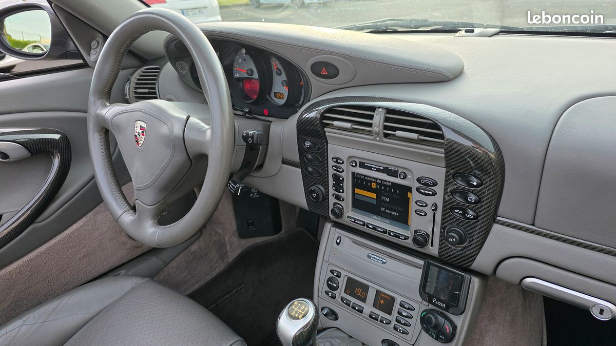 PORSCHE 911 996 - CARRERA 4 - CABRIOLET - 3.6 - 320 ch - BM6 - NOMBREUSES OPTIONS (image 8)