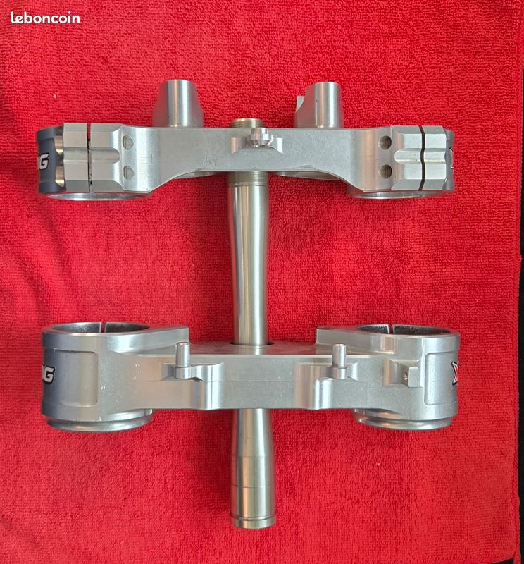 Té de fourche KAWASAKI KXF (image 2)