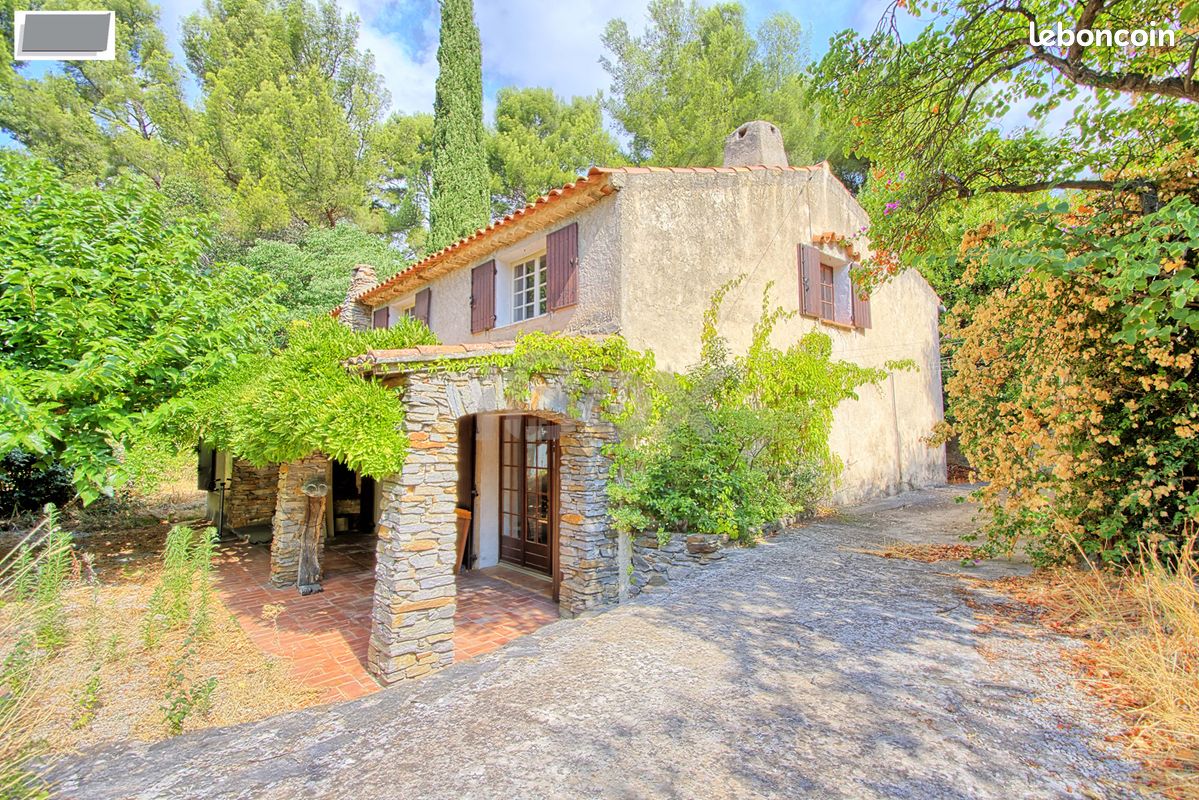 Maison 6 pièces 144 m² · à Toulon · 144 m² · 450 000 €