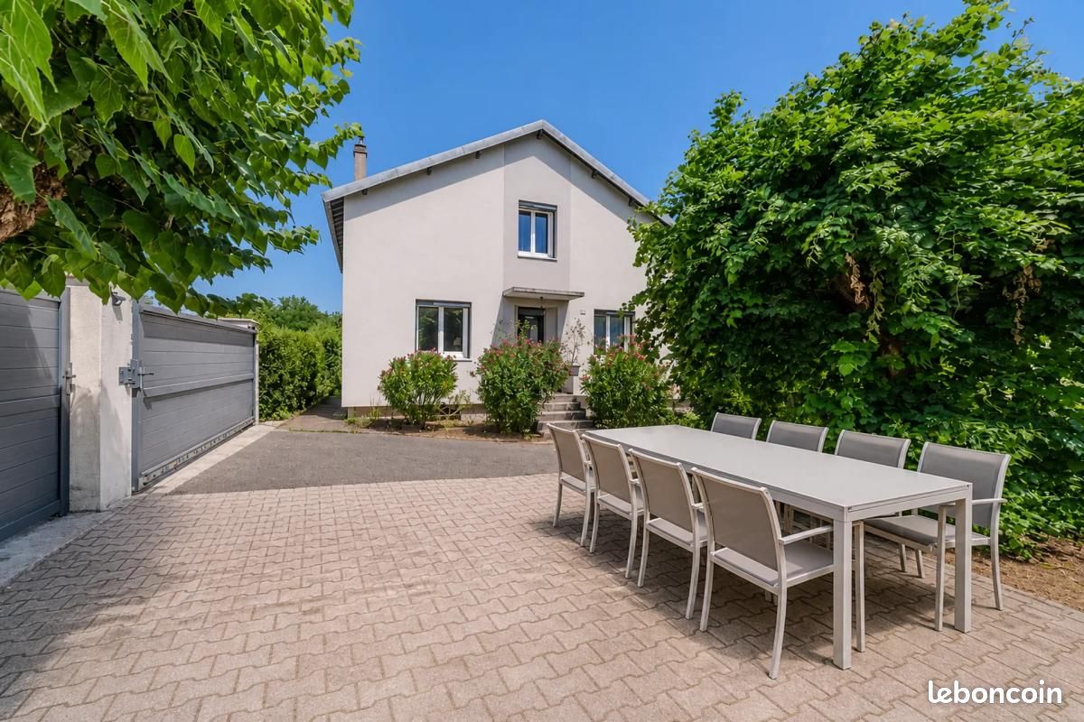 Maison 6 pièces 133 m² · à Arnas · 133 m² · 360 000 €