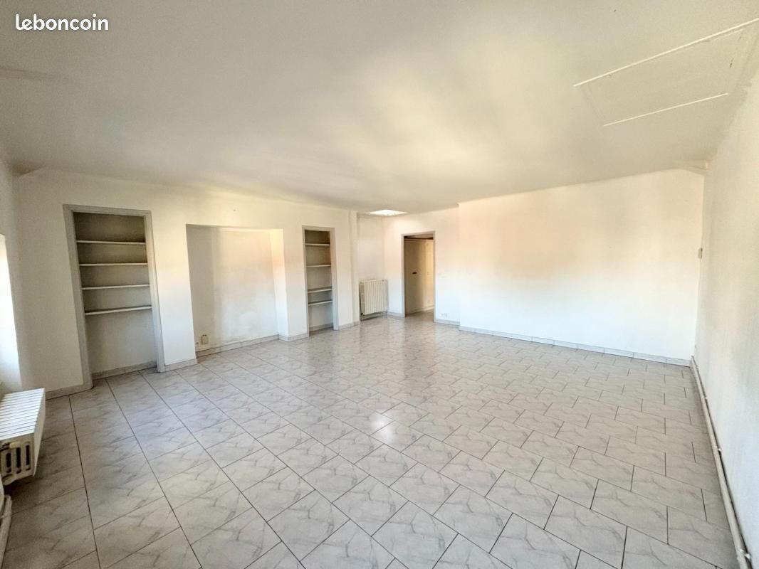 Appartement a louer avignon - 3 pièce(s) - 84 m2 - Surfyn