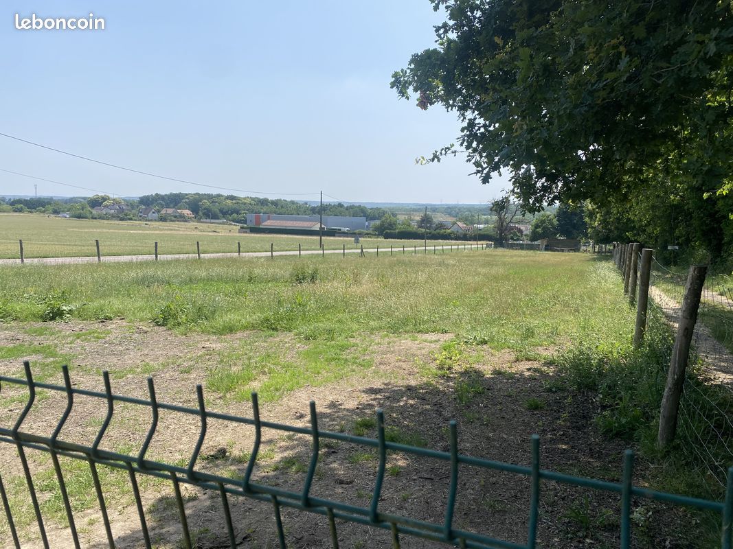 Terrain 3000 m² · à Forges-les-Bains · 3 000 m² · 250 €/mois