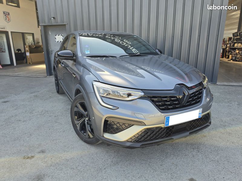 Renault ARKANA 1.6 E-TECH HYBRIDE 145CH ENGINEERED -22 (image 2)