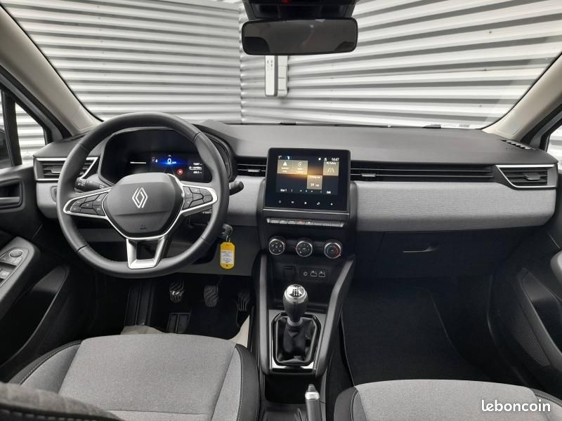 Renault Clio 1.5 dCi 100ch Evolution - 25 (image 9)