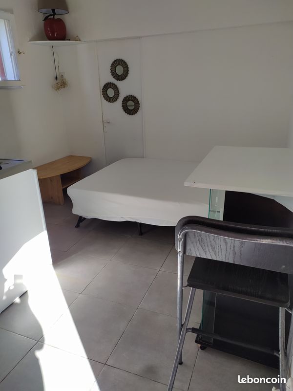 Loue petit studio (image 1)