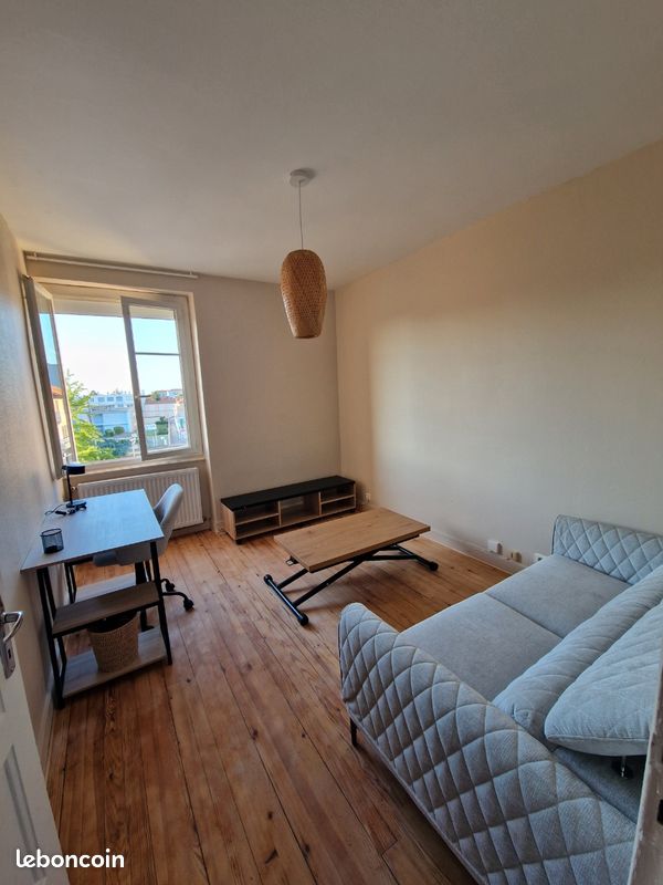 Appartement 2 pièces 37 m² · à Roanne · 37 m² · 450 €/mois