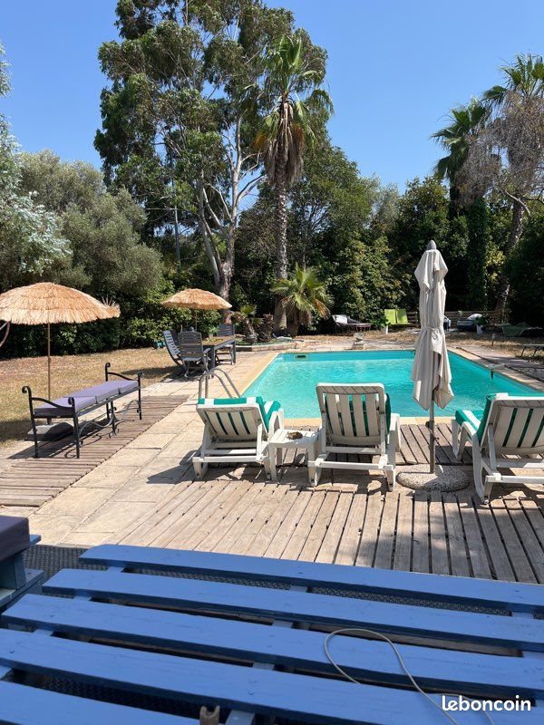 Maison 3 pièces 80 m² · à Cassis · 80 m² · 1 700 €/mois