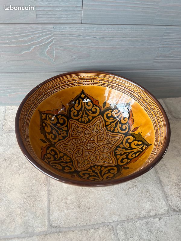 Plat (image 1)