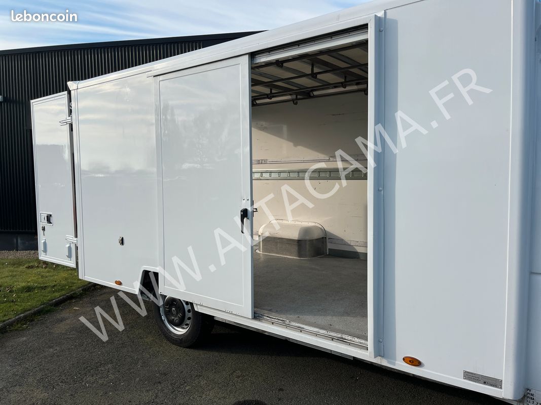 19 990 HT - RENAULT MASTER L3H2 17m3 130CV PORTE LATERALE BLANCHISSERIE RAMPE TRANSPORT DE LINGE - PAROIES LAVABLES (image 3)