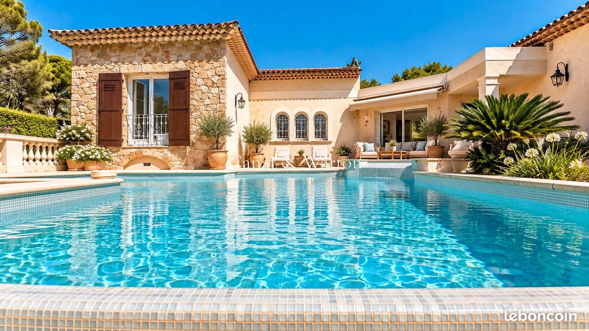 Maison 6 pièces 140 m² · à Saint-Raphaël · 140 m² · 998 000 €