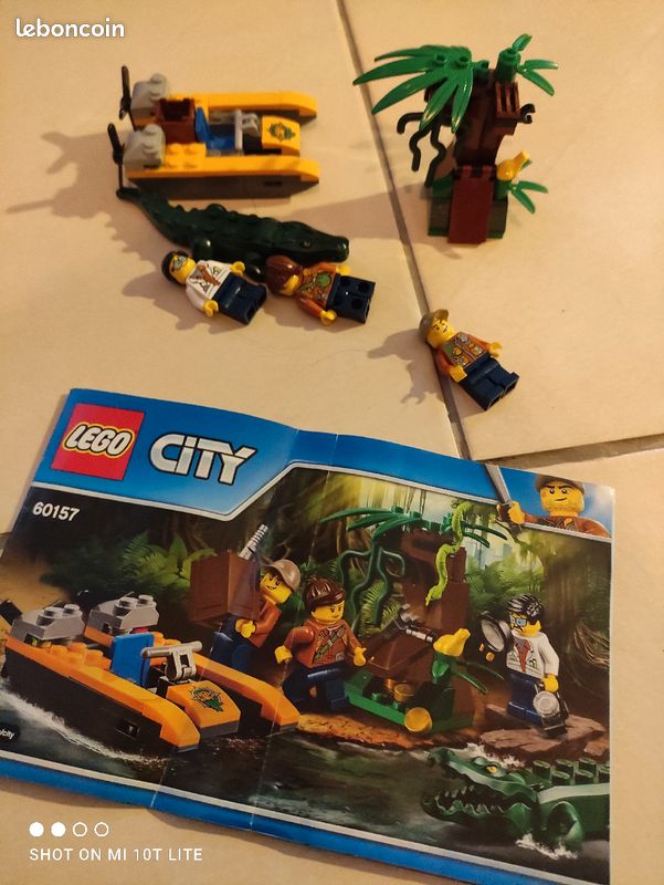 Lego City crocodile (image 1)