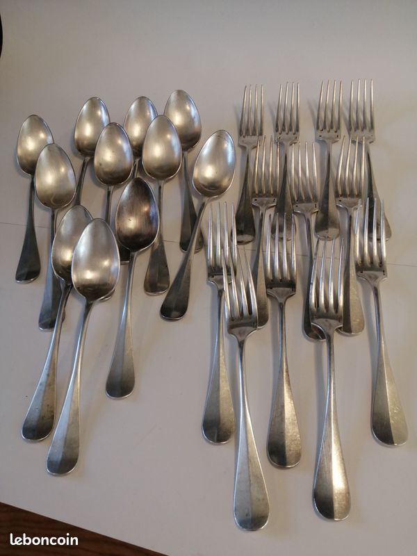 Lot De 11 Cuillères à Soupe CHRISTOFLE Modèle Filet – Métal Argenté