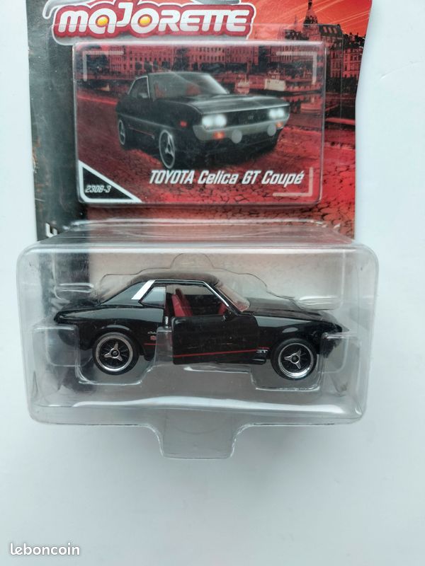 Voiture Miniature Majorette Toyota Celica GT Coupé Bleu Foncé - Échelle 1:56, Métal