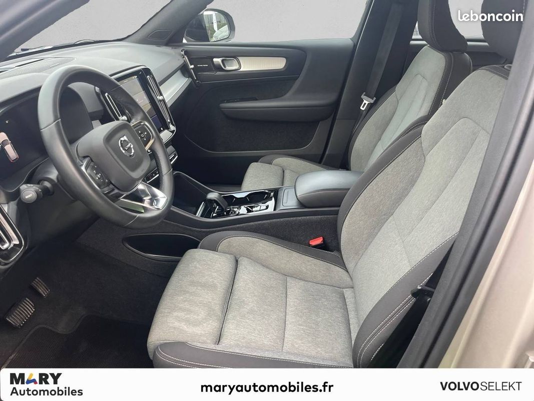 VOLVO XC40 B3 163 ch DCT7 Plus (image 4)