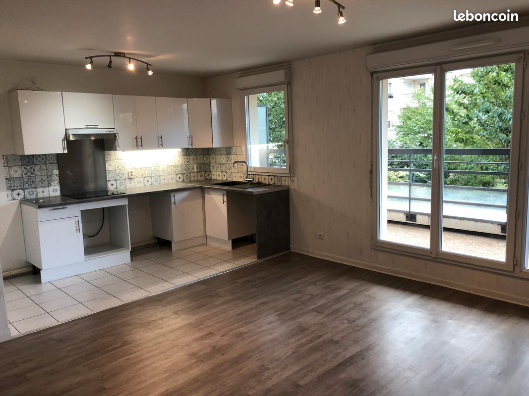Appartement 2 pièces 47 m² · à Brétigny-sur-Orge · 47 m² · 850 €/mois