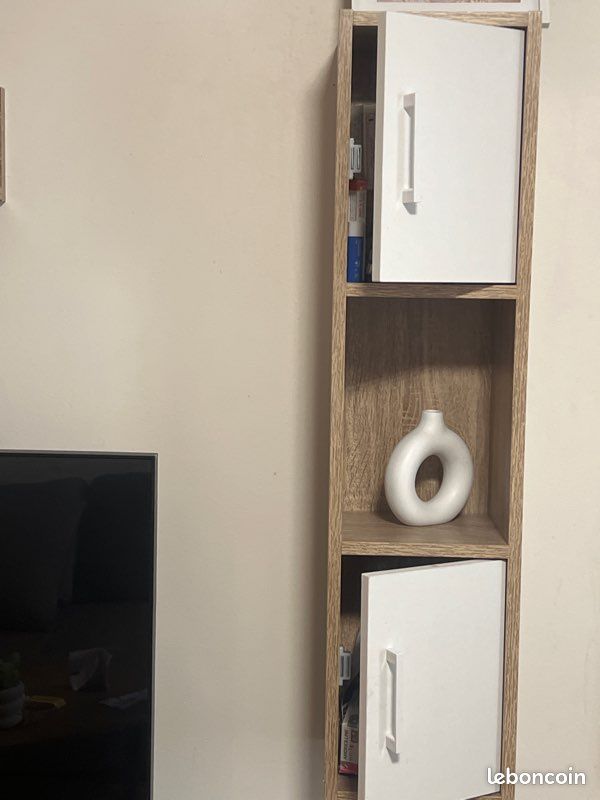 Meuble TV en bon / Excellent état – moderne et fonctionnel (image 3)