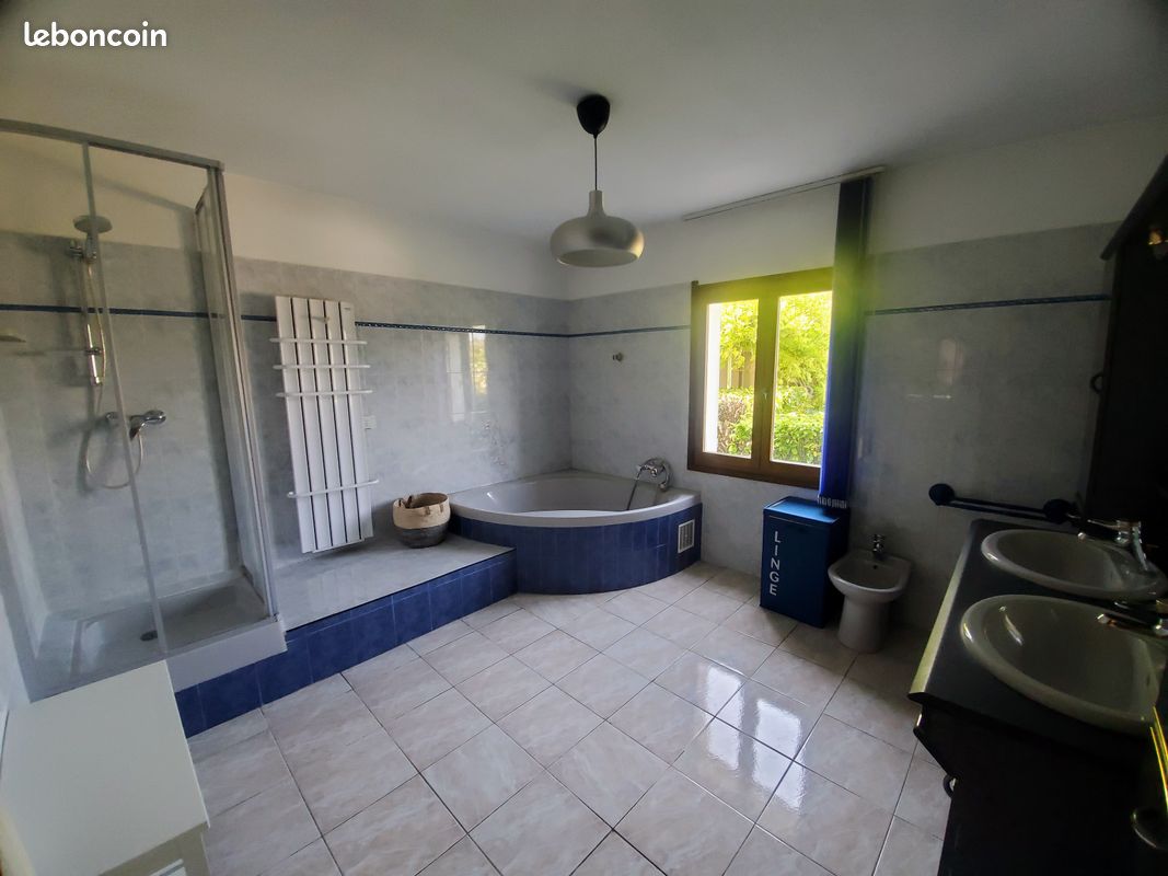 Gîte pied du Ventoux - 4 à 6 chambres (image 20)