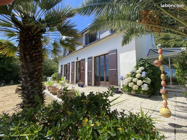 Propriété 7 pièces 148 m²