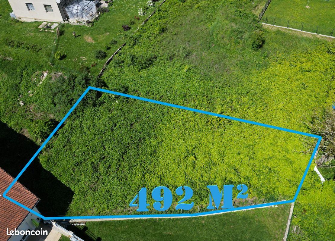 Terrain 492 m² · à Le Pont-de-Beauvoisin · 492 m² · 89 000 €