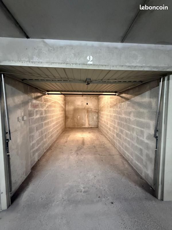 Parking 13 m² · à Marseille · 13 m² · 100 €/mois
