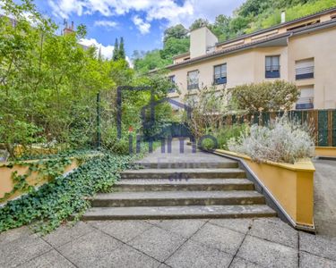 Appartement 315 000 € - 64 m²