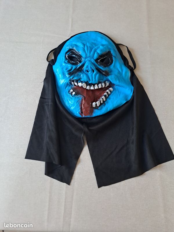 Masque monstre bleu - #missiphildeguisement (image 1)