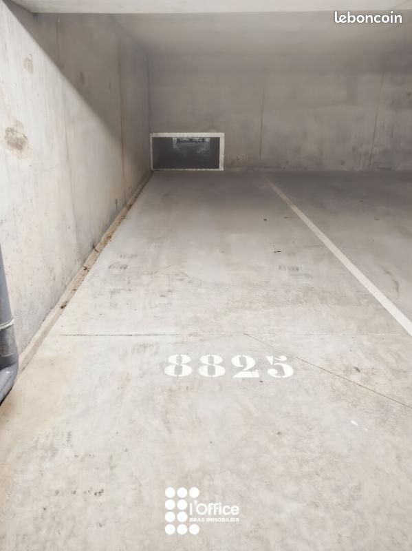 Parking Les Sables D Olonne · aux Sables-d'Olonne · 13 990 €