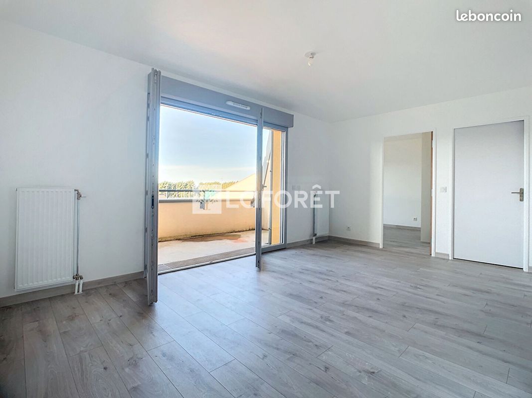 Appartement 2 pièce(s) 48 m²à louer Mont-saint-aignan