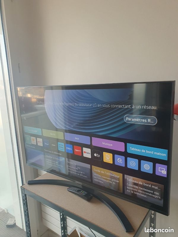 TV LG 42LV3550, écran LCD 42 Pouces, 1080i, 2012, D'occasion