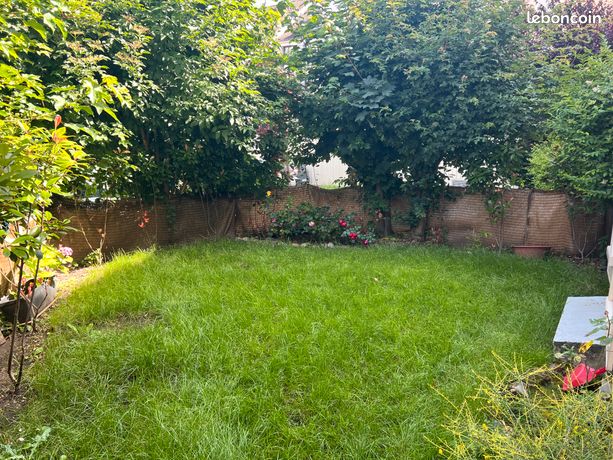 Vends charmant petit 2 pièces avec jardin privatif