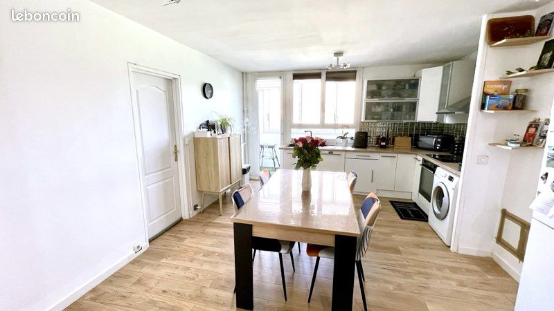 Appartement 3 pièces 71 m² · à Montigny-lès-Cormeilles · 71,1 m² · 180 000 €