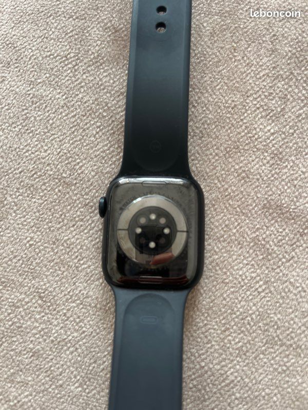 Apple watch (image 4)