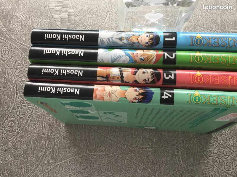 Lot de 4 shônen mangas Nisekoi - Amours, mensonges et yakuzas, de Naoshi Komi (image 4)