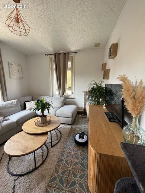 Maison 4 pièces 105 m² · à Bazuel · 105 m² · 650 €